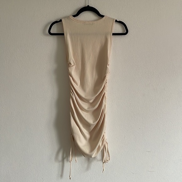 Adjustable Bodycon Dress - Picture 3 of 4